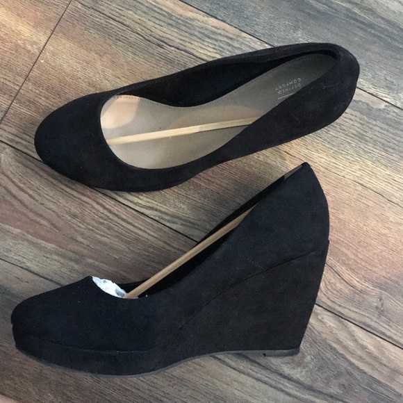 Heels - Picture 2 of 4